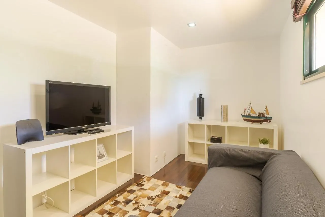 Pakisa Apartment フンシャル